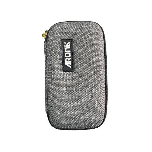 Receptor inalámbrico recargable para guitarra o bajo, accesorios de la marca Entrerprice, mostrando el dispositivo en uso.